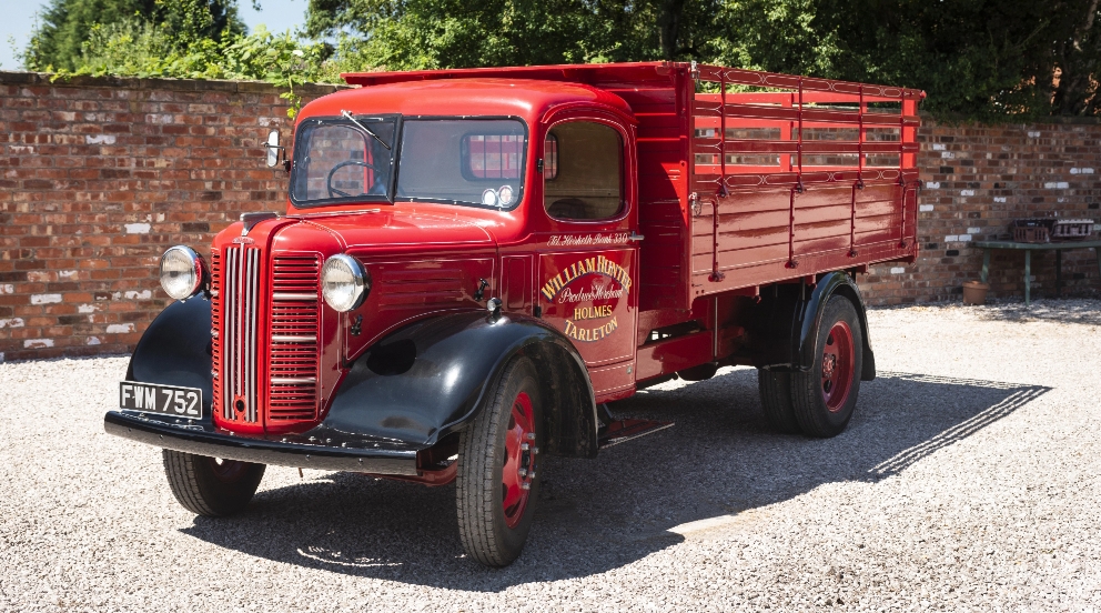 Old Huntapac lorry
